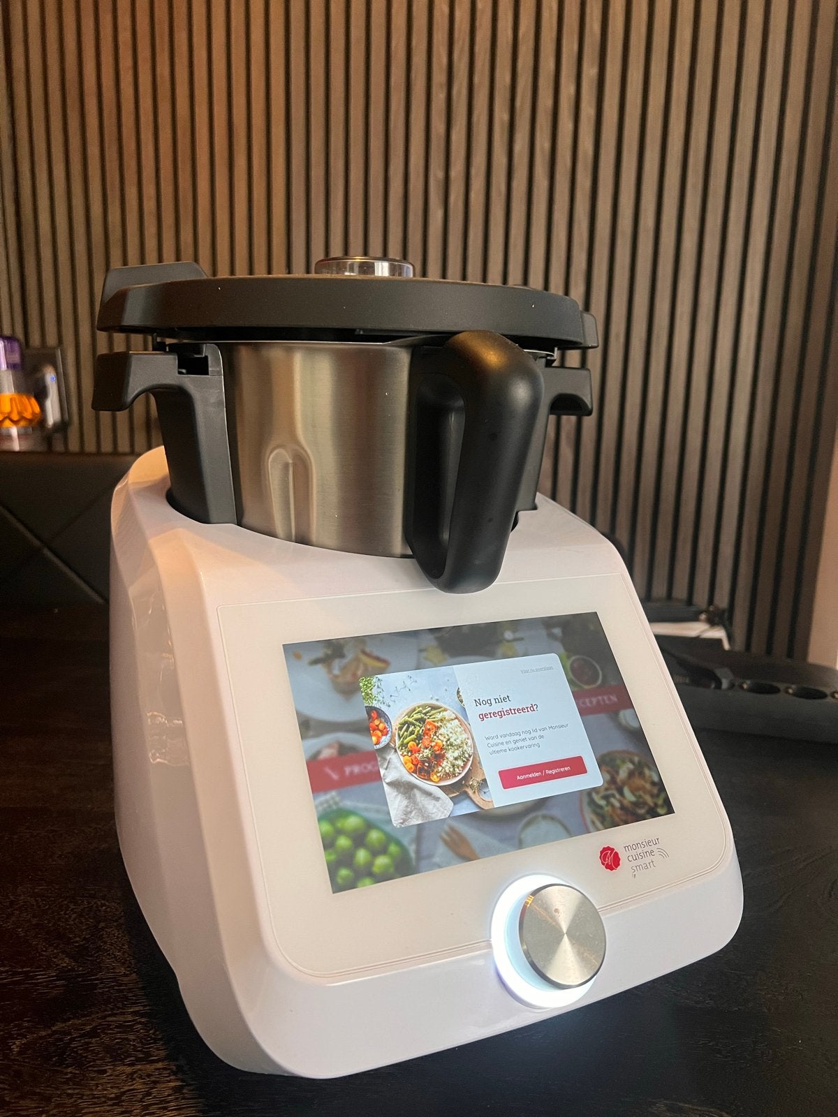 Monsieur Cuisine Smart - Keukenmachine met kookfunctie, Ophalen, 3 snelheden of meer, Zo goed als nieuw, 2 tot 3 liter