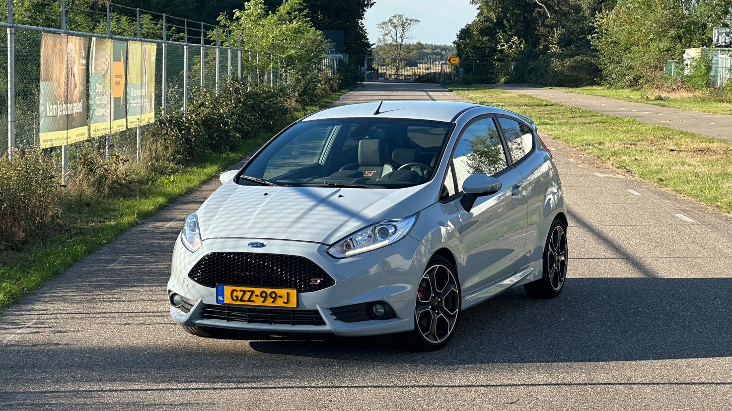 Ford Fiësta ST200 | Dealer Onderhouden | Full Option, Auto's, Voorwielaandrijving, 1063 kg, 4 cilinders, Leder en Stof