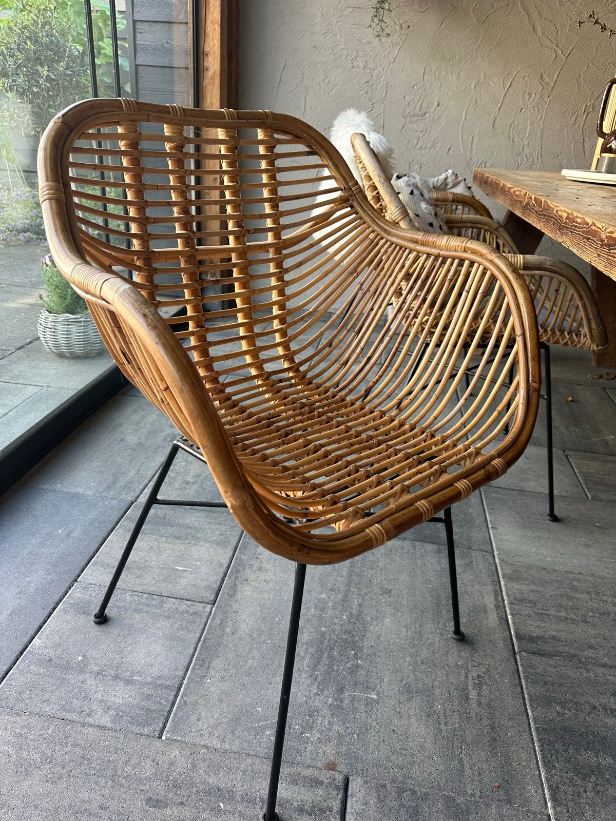 3 Rotan stoelen van Xenos, Huis en Inrichting, Ophalen, Gebruikt, Riet of Rotan, Drie