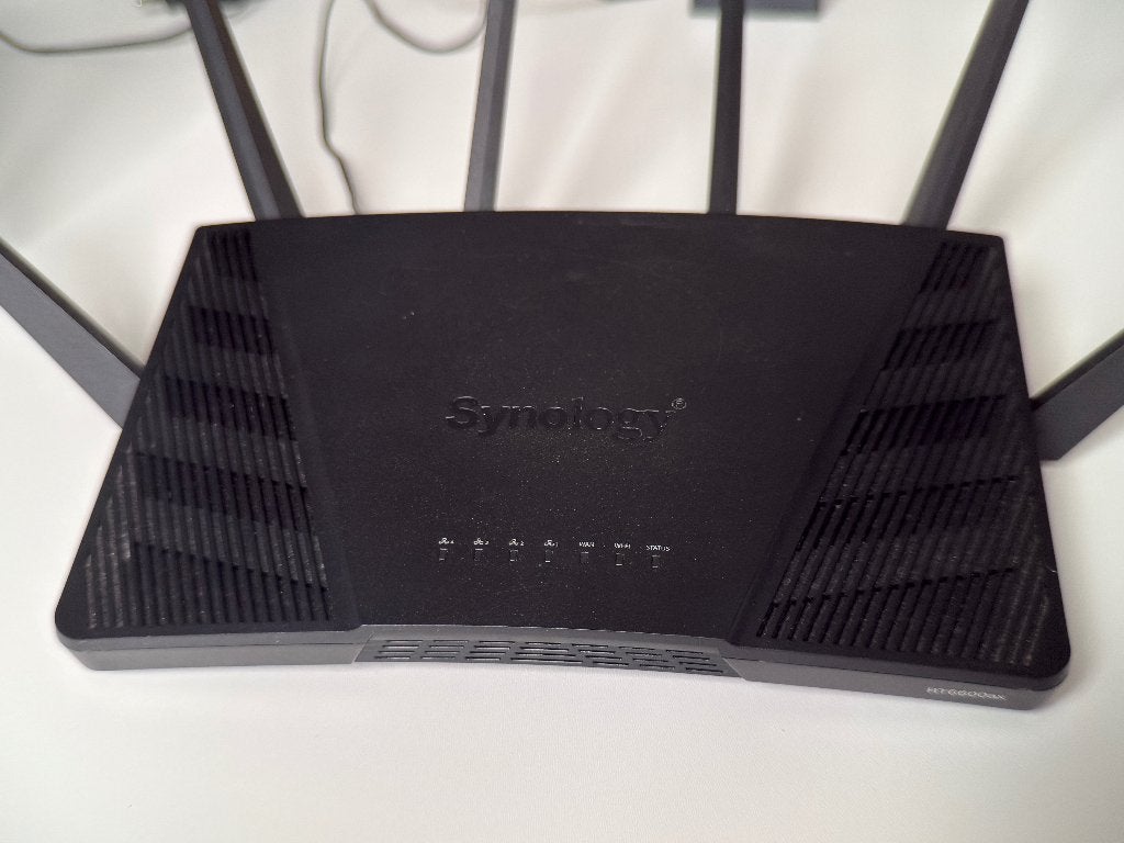Synology router RTX6600AX en (mesh)router WRX560, Computers en Software, Ophalen of Verzenden, Zo goed als nieuw, Router, Synology