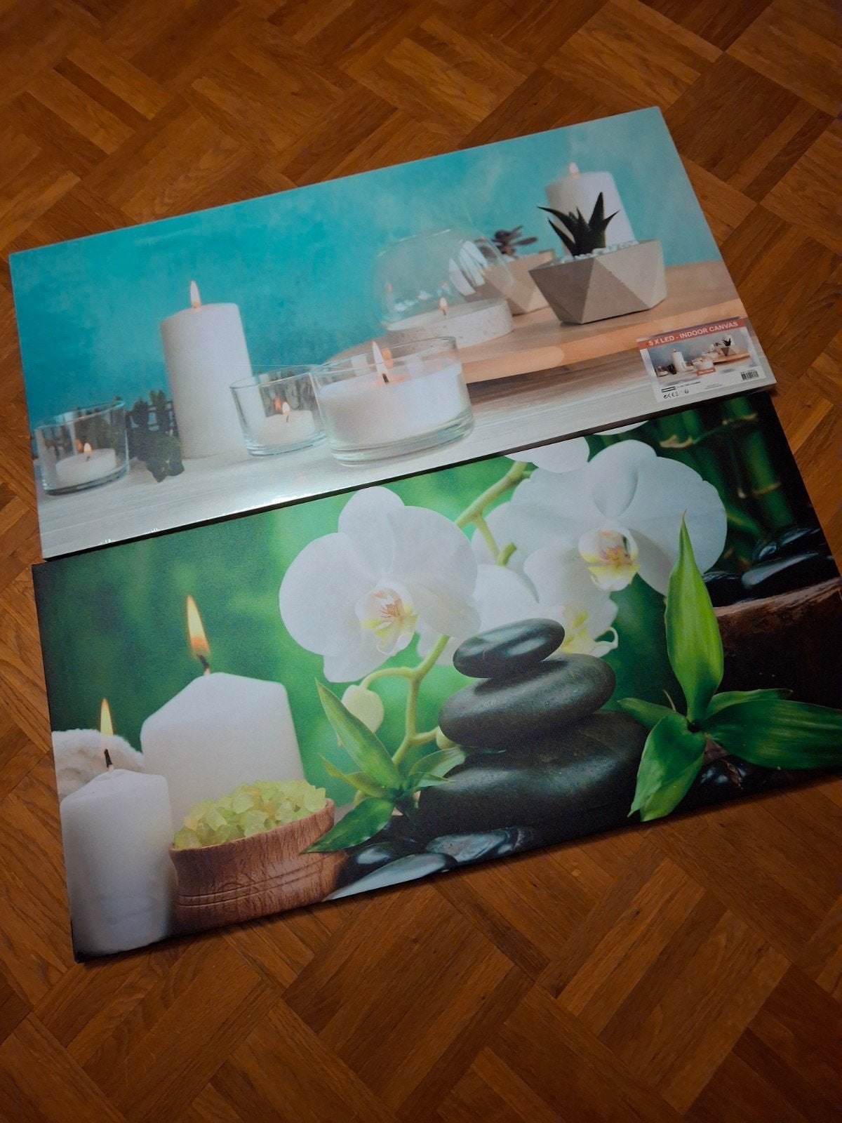 gratis twee canvas schilderijen met lampjes, Ophalen of Verzenden
