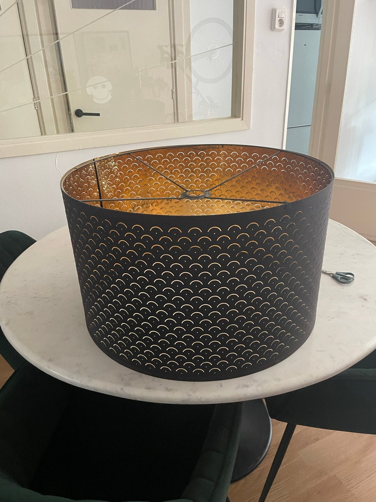 IKEA Nymö lampenkap zwart/messingkleur, 59 cm, Zwart, Rond, Zo goed als nieuw, Ophalen