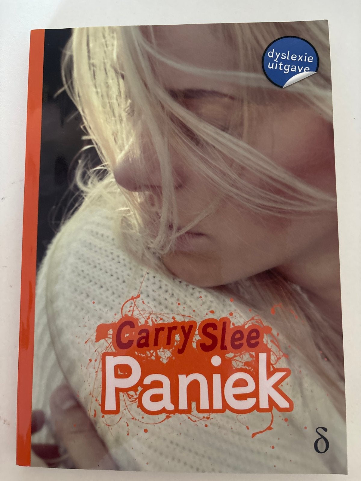 Carry Slee - Paniek (dyslexie uitgave), Ophalen of Verzenden, Zo goed als nieuw, Nederland