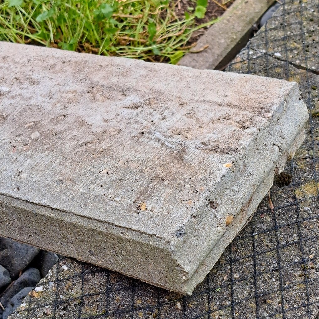 Enkele opsluitbanden, verloopbanden, stootbanden., Tuin en Terras, Tegels en Klinkers, Ophalen, Gebruikt, Beton, Overige typen