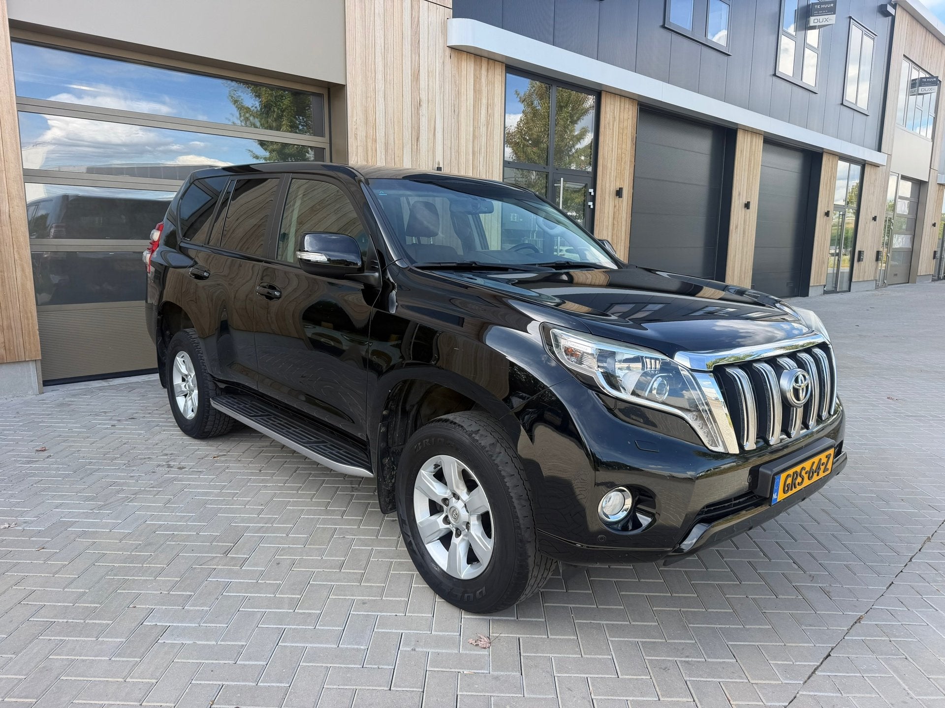 Toyota Land Cruiser 3.0 D-4D LX 5DRS|Automaat|Clima|Keyless|, Auto's, Automaat, Euro 5, Gebruikt, 3000 kg