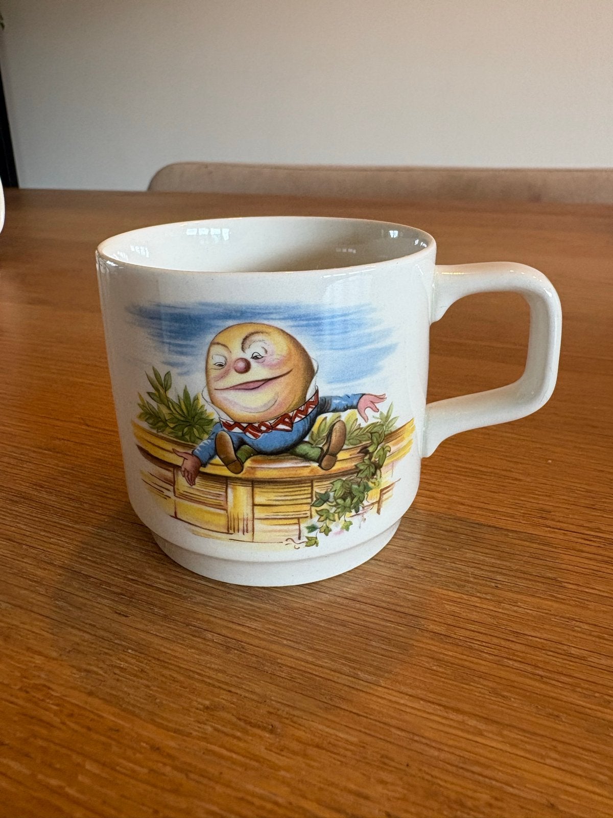 Vintage Johnson Brother, Alice in Wonderland, Humpty Dumpty, Ophalen of Verzenden