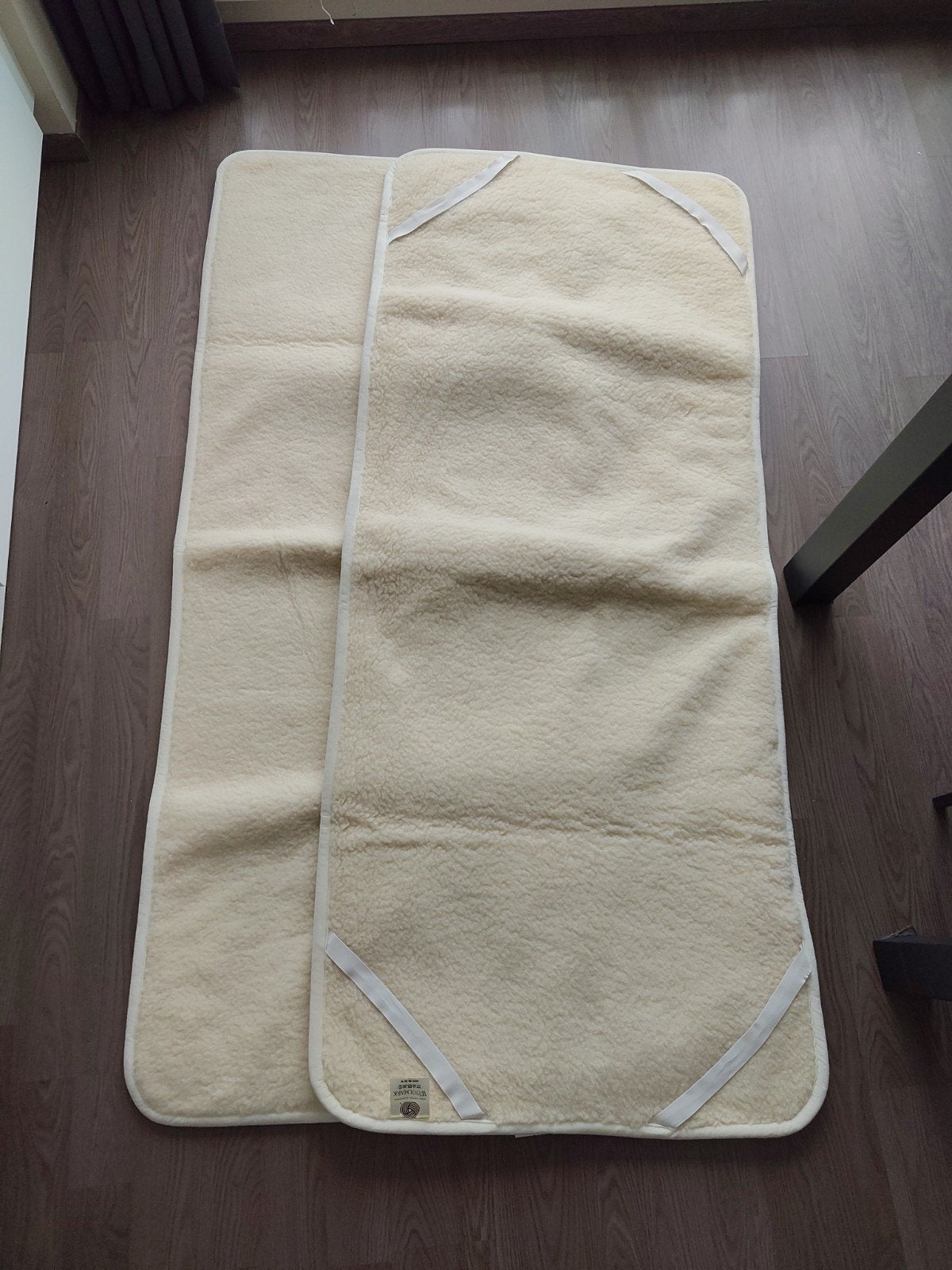 2x Scheerwollen onderdeken - Woolmark - Zo goed als nieuw, Ophalen, Overige materialen, Eenpersoons, Beige