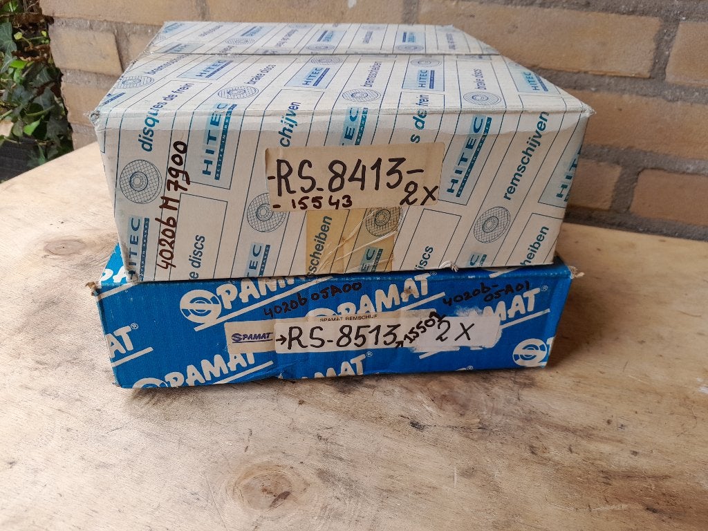 SET REMSCHIJVEN - NIEUW - NISSAN CHERRY N10 N12 + SUNNY B11, Verzenden, Nieuw, Nissan