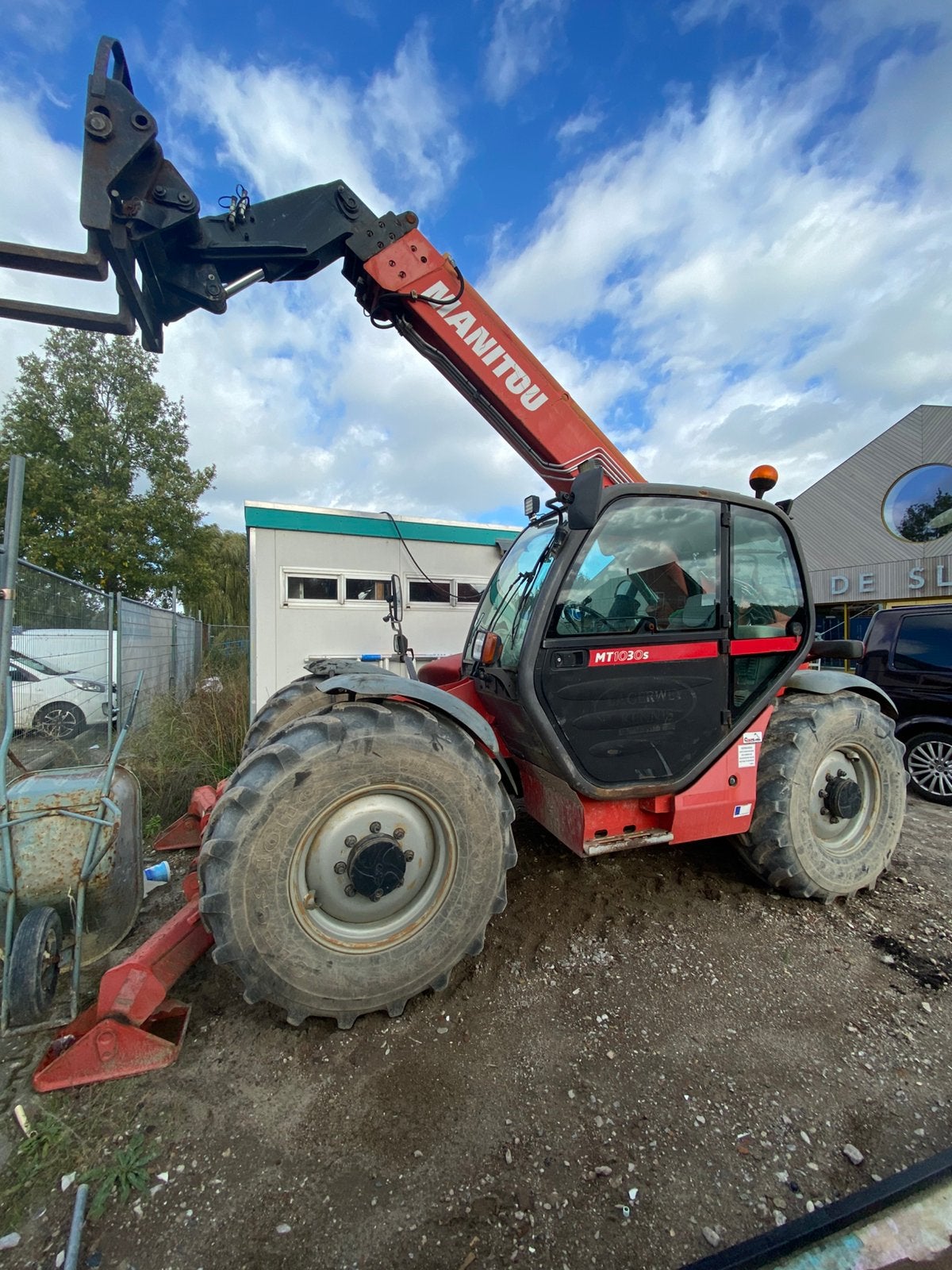 Te koop/te Huur Manitou MT1030 met aanbouwdelen, Ophalen, Verreiker