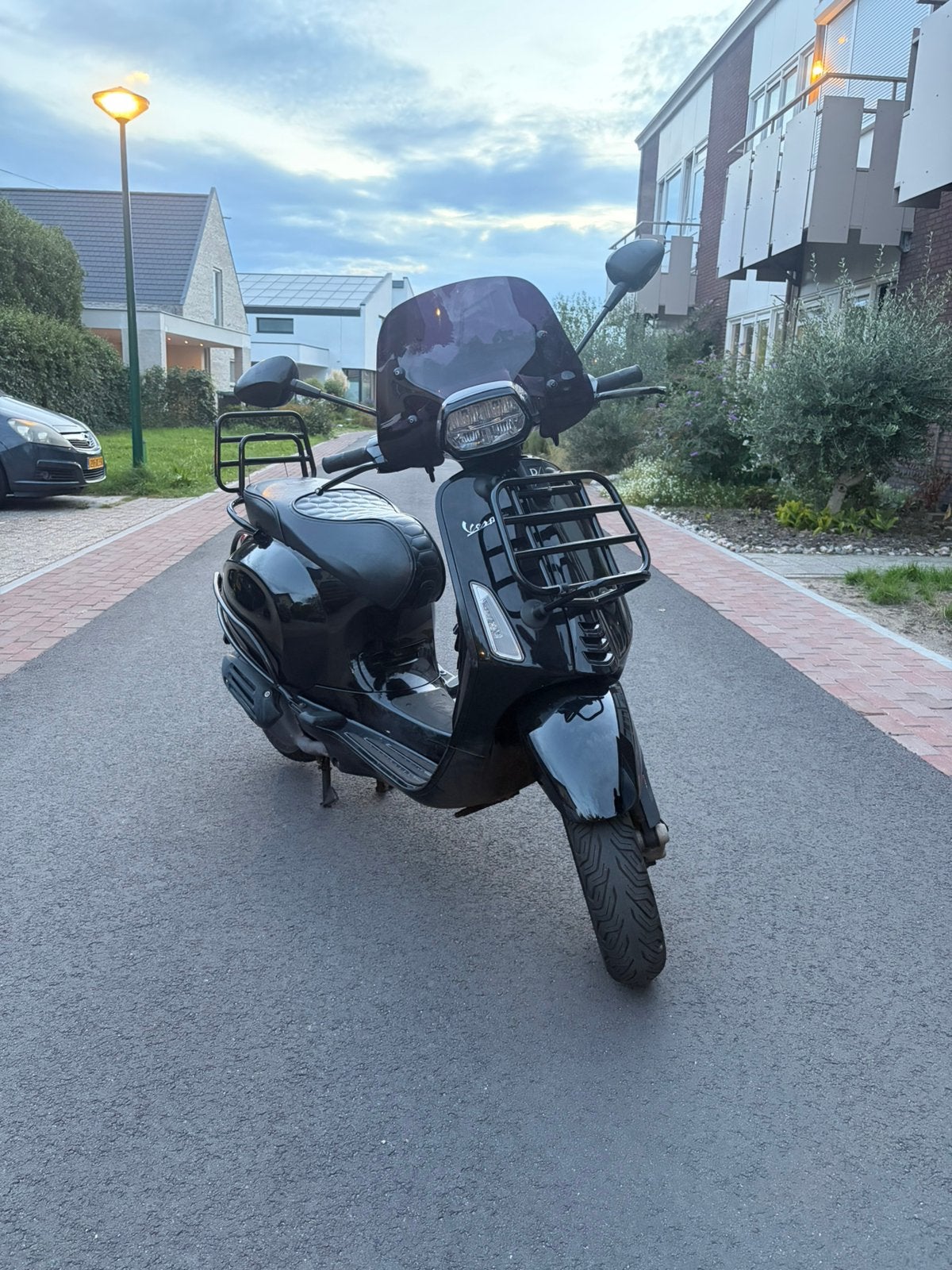 Vespa sprint 2021 iget, Fietsen en Brommers, Ophalen of Verzenden, Zo goed als nieuw, Benzine, Overige modellen