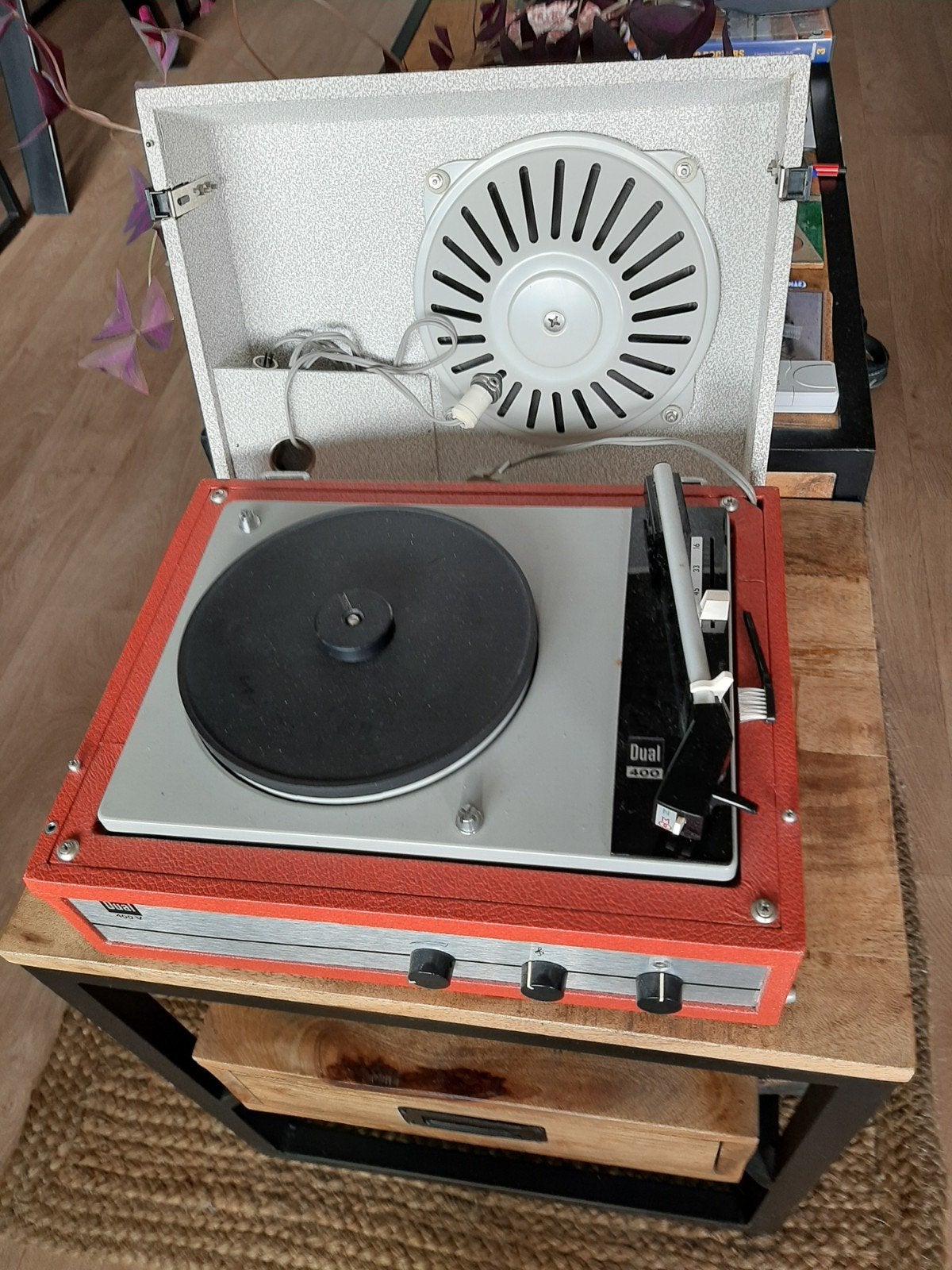 Dual 400 V Platenspeler met 55 st. 78 toerenplaten, Audio, Tv en Foto, Platenspelers, Ophalen of Verzenden, Zo goed als nieuw