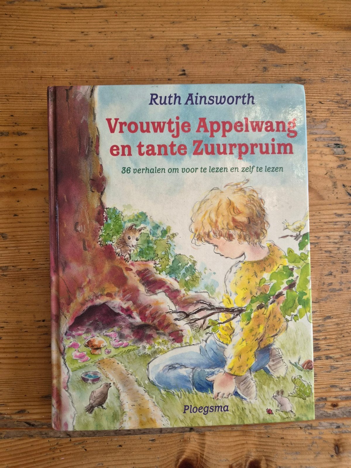 Vrouwtje Appelwang en tante Zuurpruim - Ruth Ainsworth, Ophalen of Verzenden, Gelezen, Ruth Ainsworth, Fictie algemeen