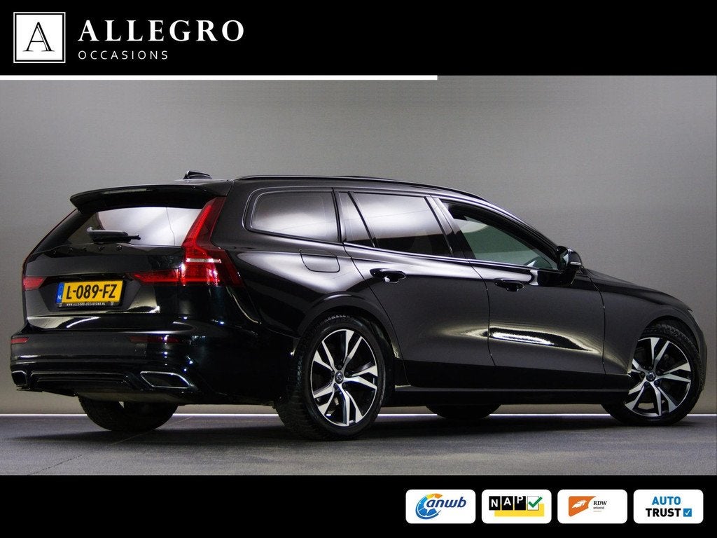 Volvo V60 2.0 B3 R-Design (SCHUIF-/KANTELDAK, HARMAN/KARDON,, Auto's, Volvo, 4 cilinders, 1969 cc, Hybride Elektrisch/Benzine