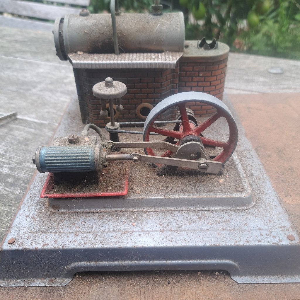 Stoommachine voor onderdelen of opmaak, Ophalen