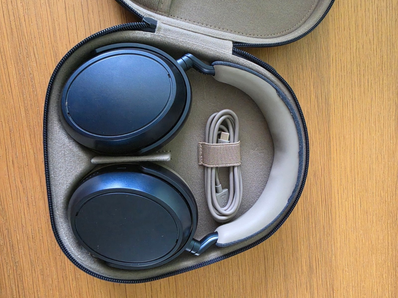Sennheiser Momentum 4 (FAULTY), Gebruikt, Sennheiser, Draadloos, Ophalen of Verzenden