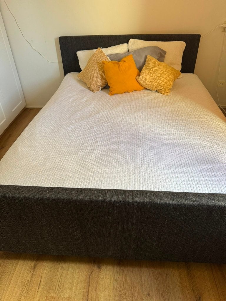 Queen bed, Ophalen, Overige materialen, Gebruikt, Tweepersoons