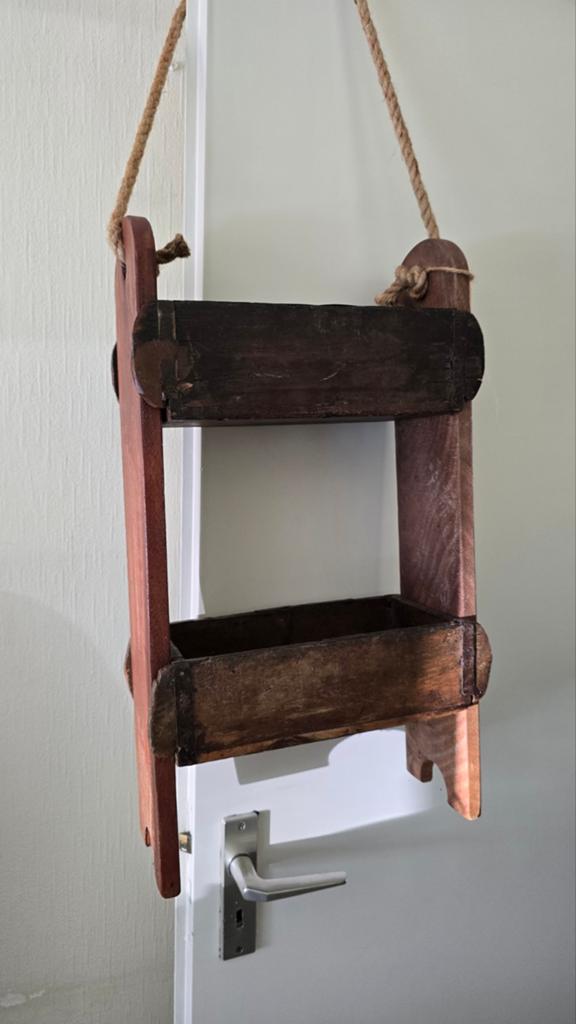 Oud houten steenmal rekje - Decoratief en uniek, Ophalen of Verzenden