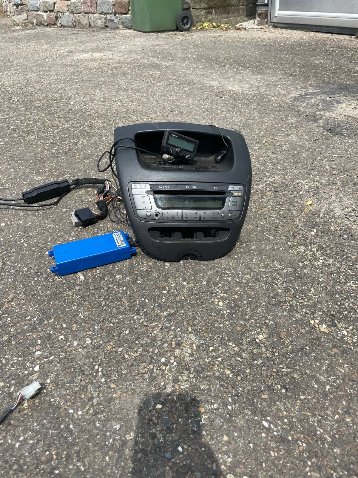 Citroën C1 autoradio met Parrot carkit, Ophalen of Verzenden, Gebruikt