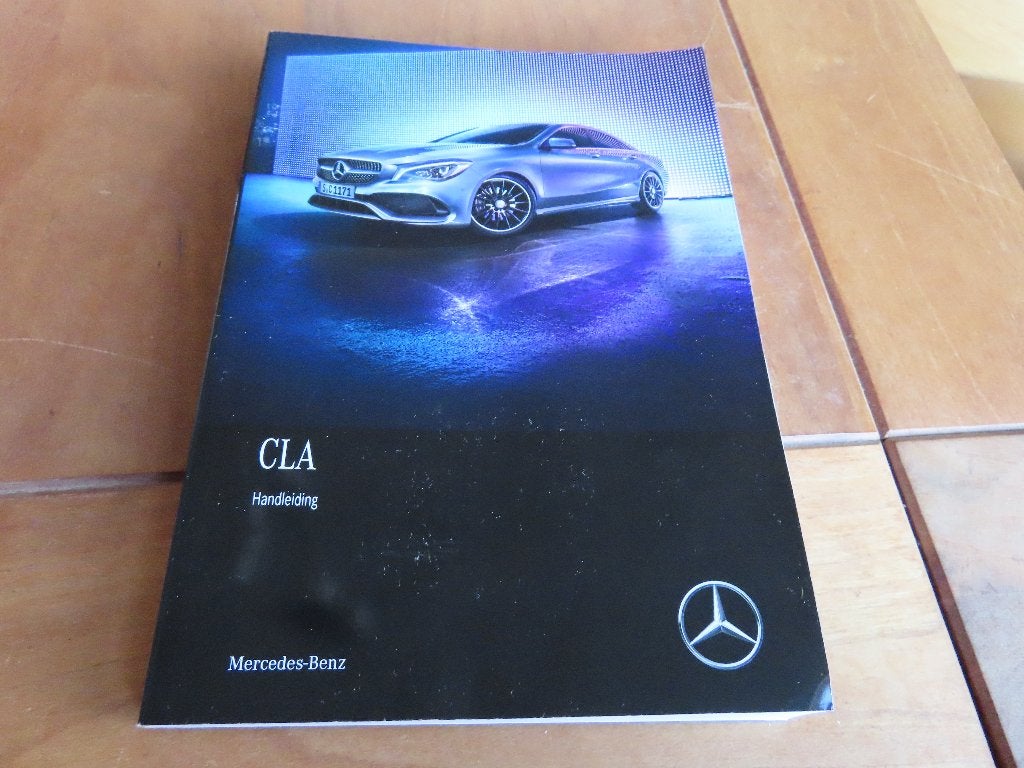 Nieuw instructieboek Mercedes-Benz CLA W117 2018 +media/navi, Ophalen of Verzenden