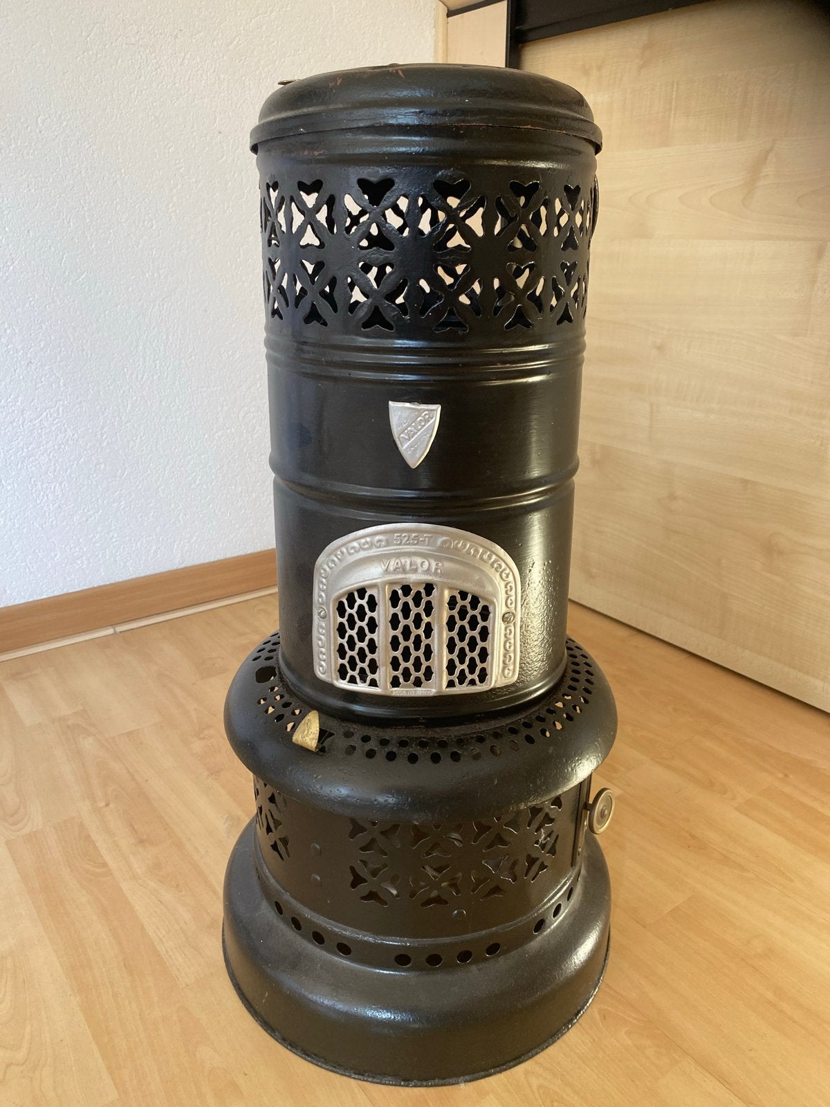 Vintage Valor 525-T Petroleumkachel - Zwart, Ophalen