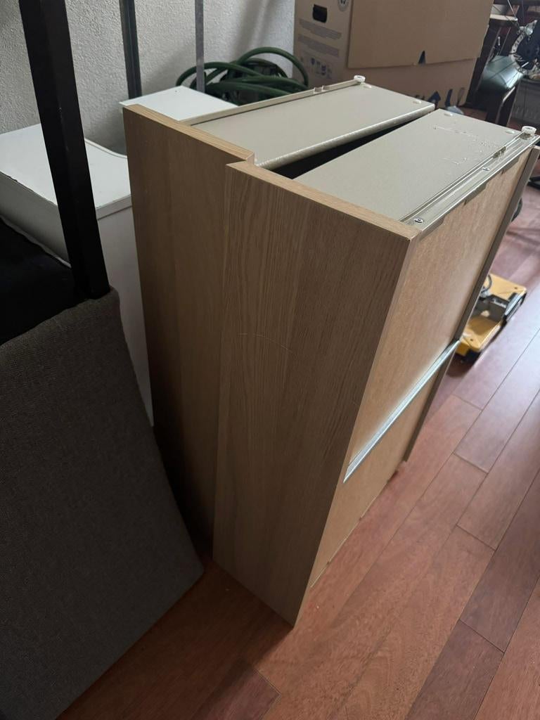 Kleding kast beige, Huis en Inrichting, Kasten | Roldeurkasten en Archiefkasten, Ophalen, Gebruikt, 50 tot 75 cm, 100 tot 150 cm