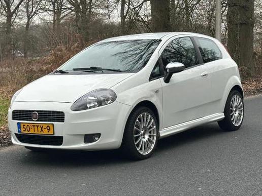 Fiat Punto 1.4 16V 3DR 2009 Nieuwe APK, Auto's, Voorwielaandrijving, 40 €/maand, Wit, Bedrijf