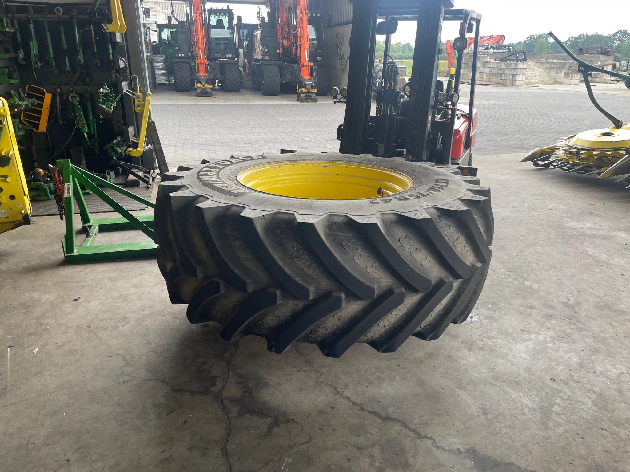 BKT Agri Max Force IF710/75R42, Overige typen