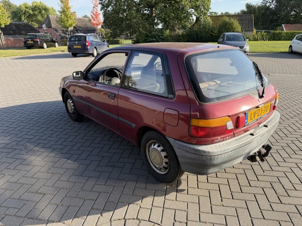 Toyota Starlet 1.3i (bj 1995, automaat), foto 5
