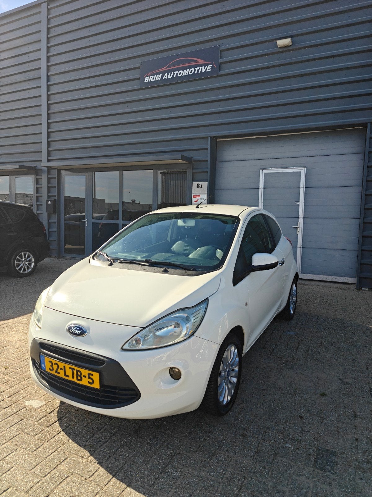 Ford Ka 1.2 51KW 2010 Wit, Auto's, Voorwielaandrijving, 1242 cc, 4 cilinders, 4 stoelen