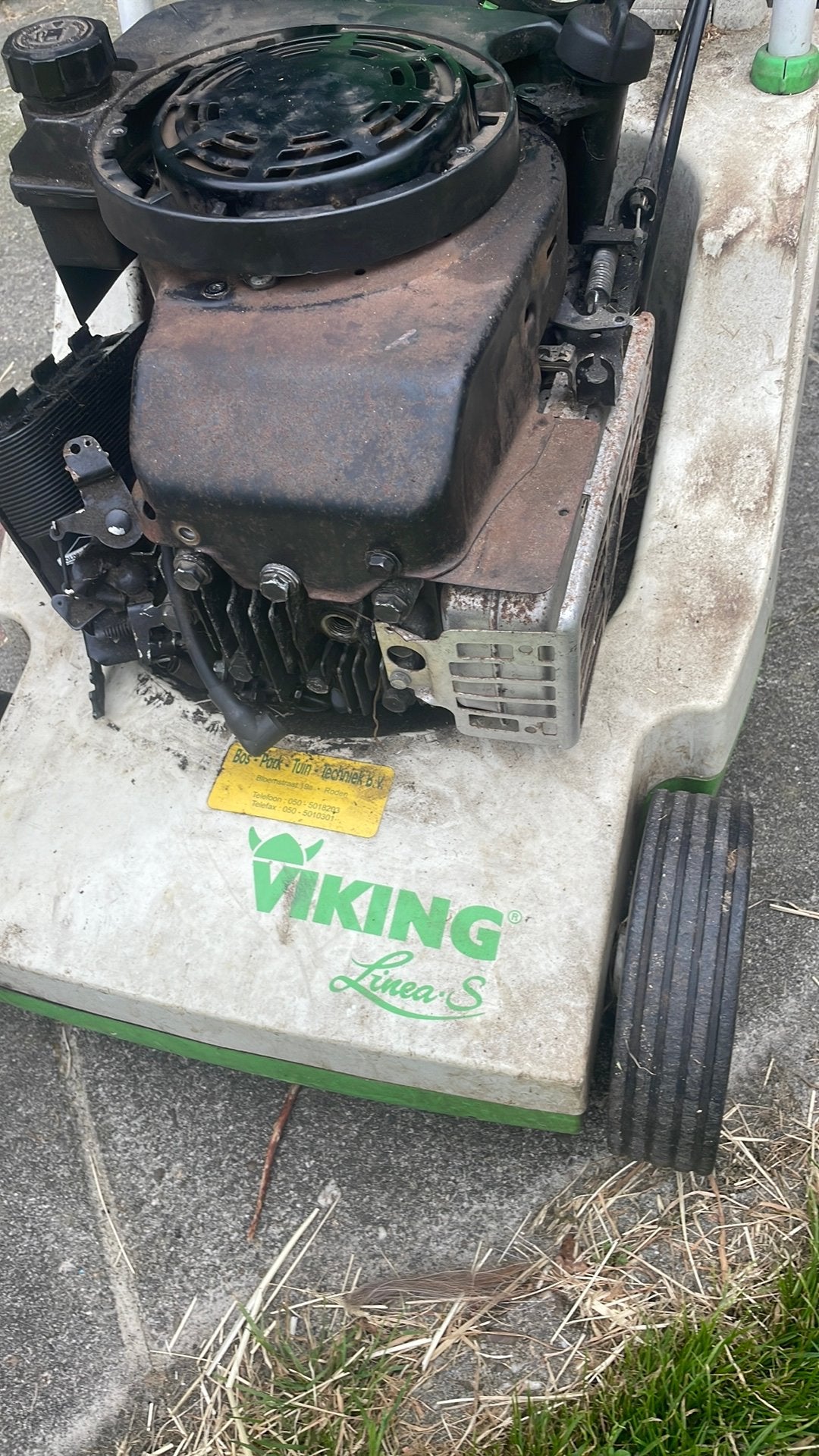 Grasmaaier viking voor onderdelen., Tuin en Terras, Grasmaaiers, Ophalen of Verzenden, Zo goed als nieuw
