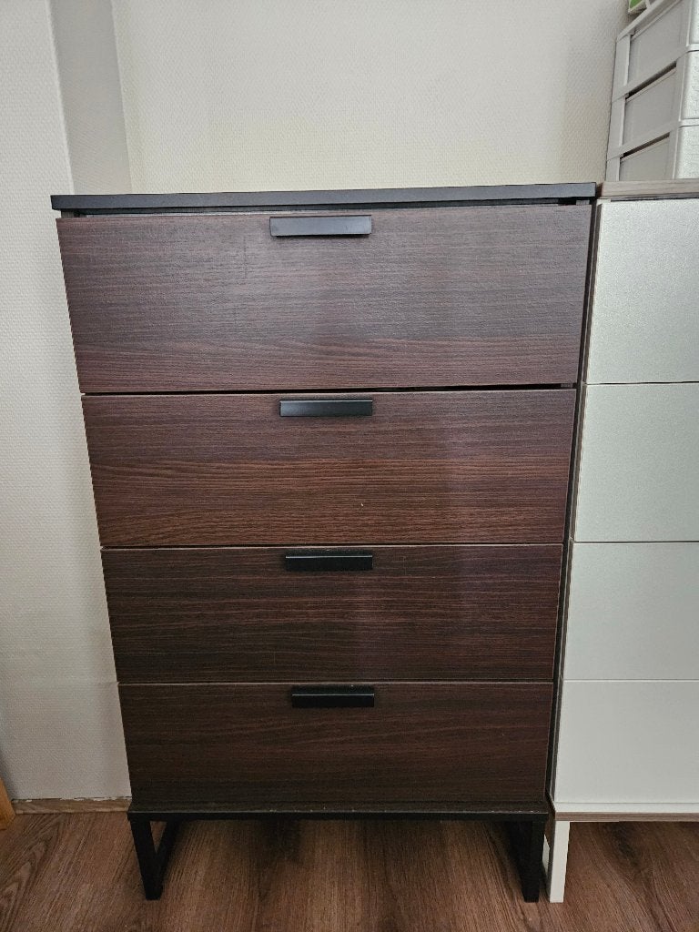 IKEA TRYSIL ladekast met 4 lades - Donkerbruin, Ophalen, 50 tot 100 cm, Zo goed als nieuw, 3 of 4 laden