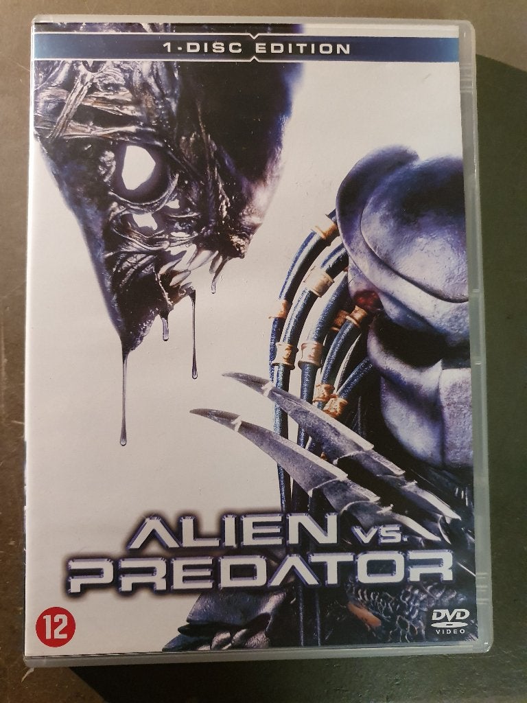 Alien vs. Predator DVD, Alle leeftijden, Ophalen, Zo goed als nieuw