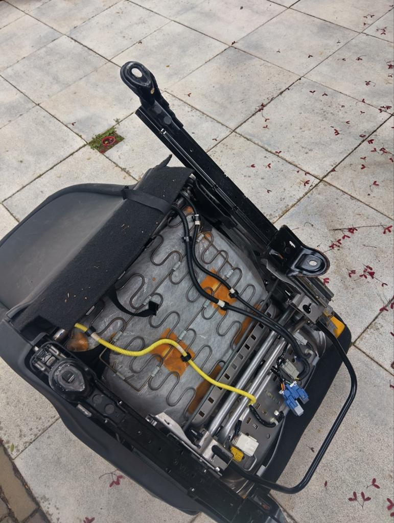 Gratis oud ijzer autostoel, Doe-het-zelf en Verbouw, Metalen, Ophalen, Gebruikt, IJzer