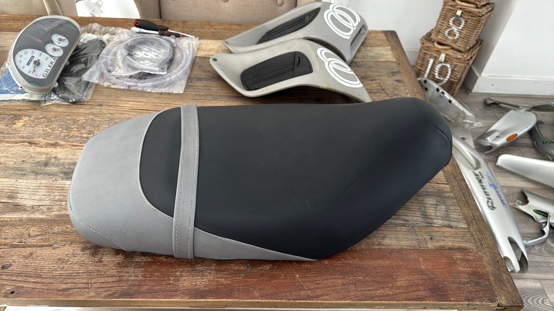 Gilera runner 125cc / 180cc zadel in nette staat, Ophalen of Verzenden, Zo goed als nieuw, Zadel