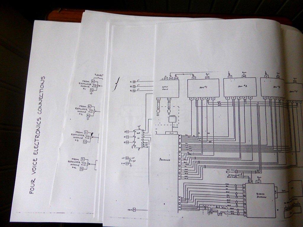 OBERHEIM 4-VOICE schematics - en een leuk extraatje, Ophalen of Verzenden, Zo goed als nieuw, Keyboard of Synthesizer