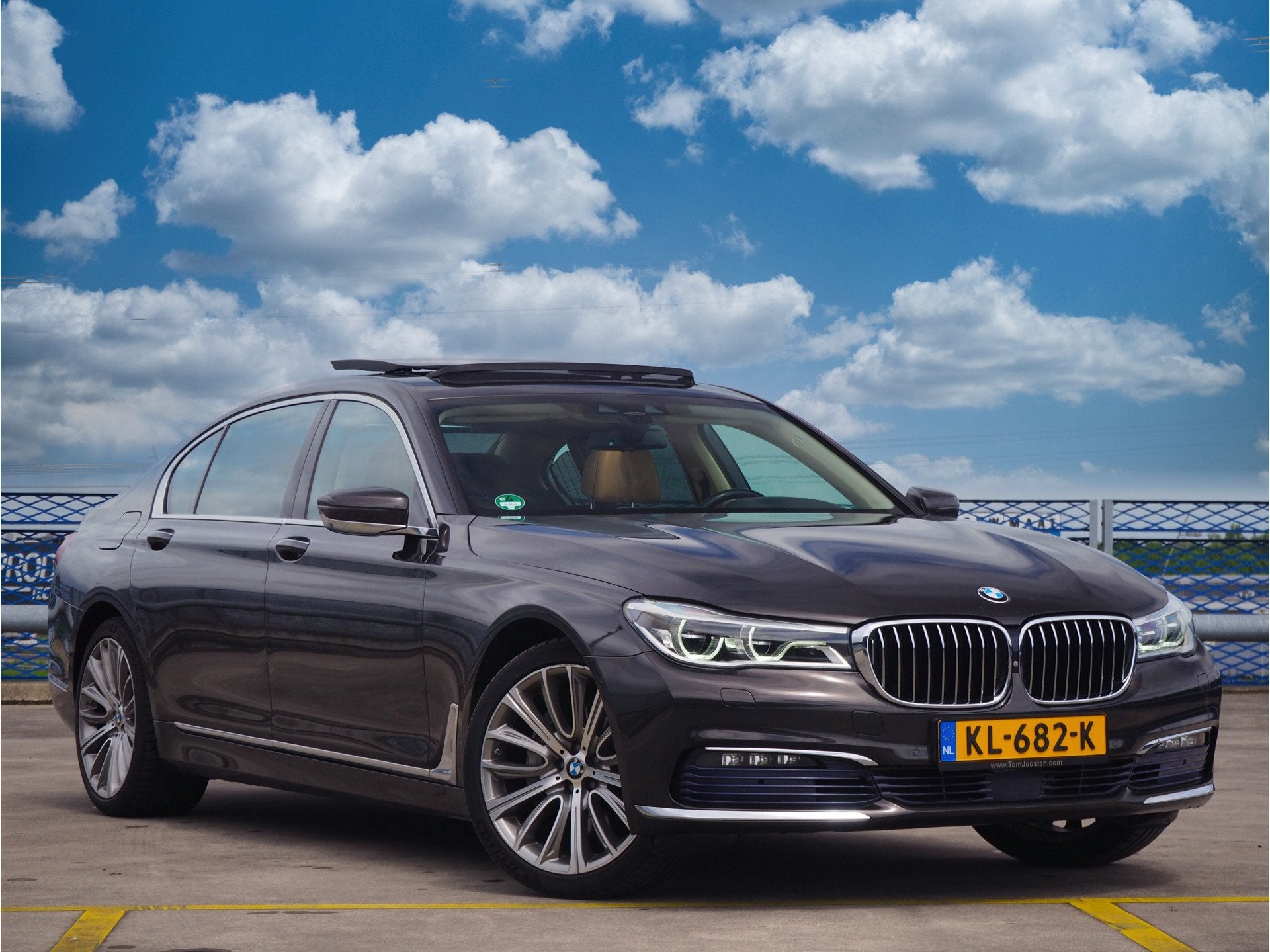 BMW 7 Serie 740Li - SkyLounge - B&W - Massage - Lang, Auto's, Automaat, Achterwielaandrijving, Gebruikt, Bruin