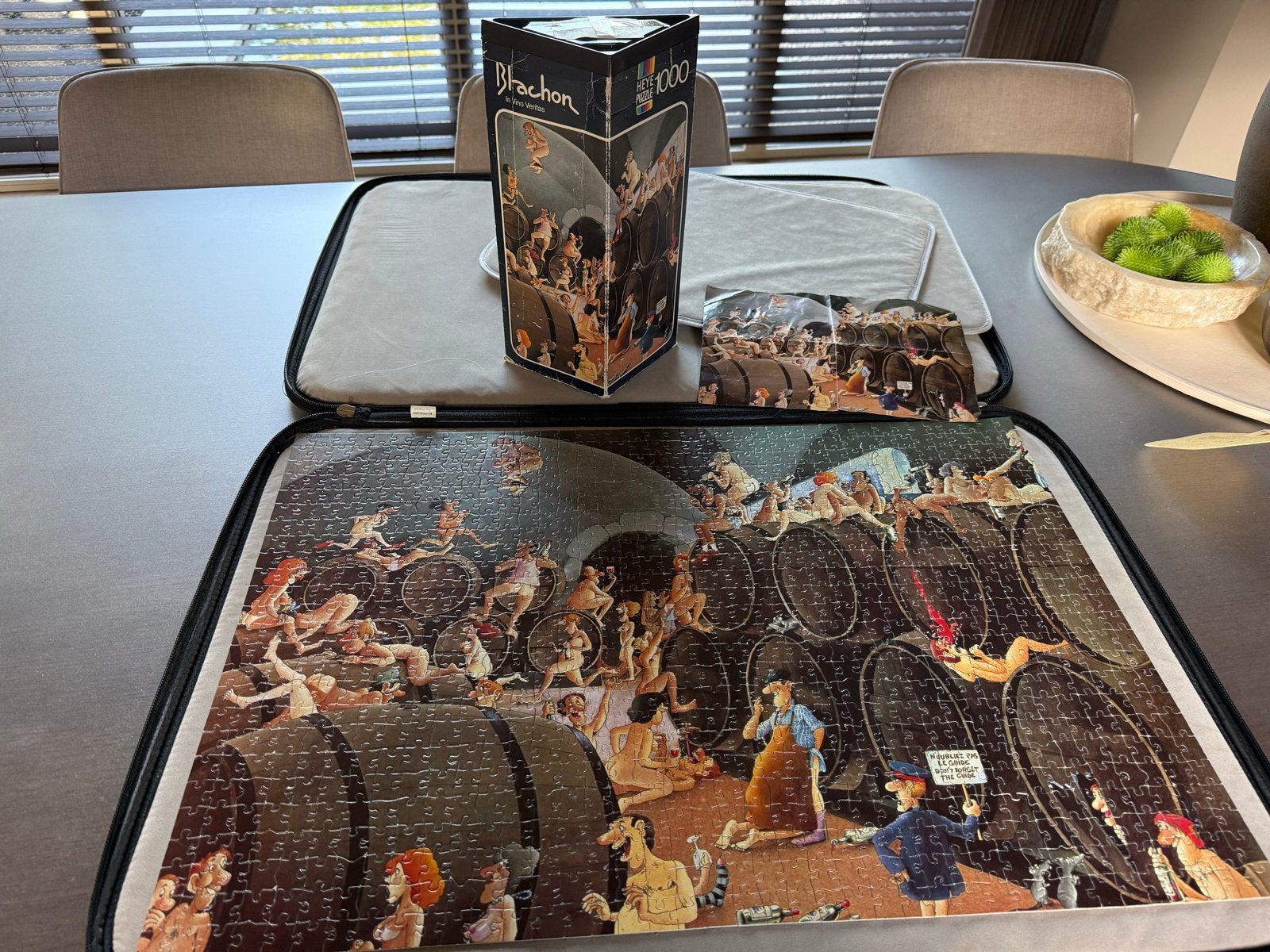 Zeldzame Heye Blachon In Vino Veritas puzzel 1000 stukjes, Ophalen of Verzenden, 500 t/m 1500 stukjes, Gebruikt, Legpuzzel