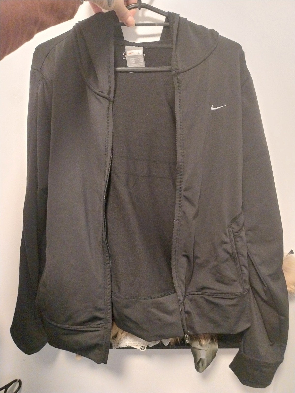 Nike sportvest met capuchon - Maat L, Zwart, Maat 42/44 (L), Nike, Ophalen of Verzenden