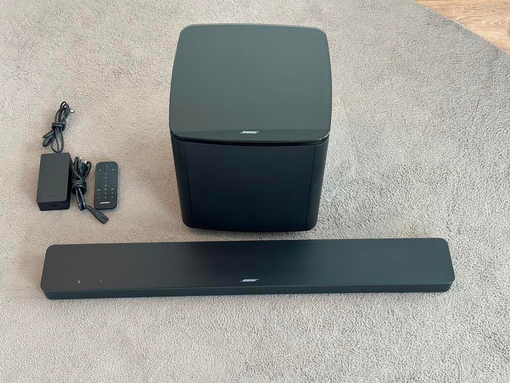 Bose soundbar 500 en Accostimass 300, Bose, Zo goed als nieuw, Bose, Bluetooth