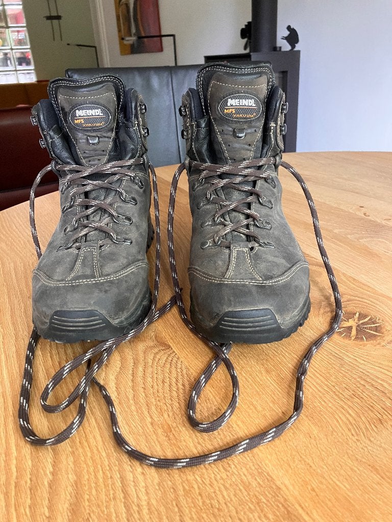 wandelschoen Meindl 44, Sport en Fitness, Bergsport en Wandelen, Ophalen of Verzenden, Zo goed als nieuw, Schoenen