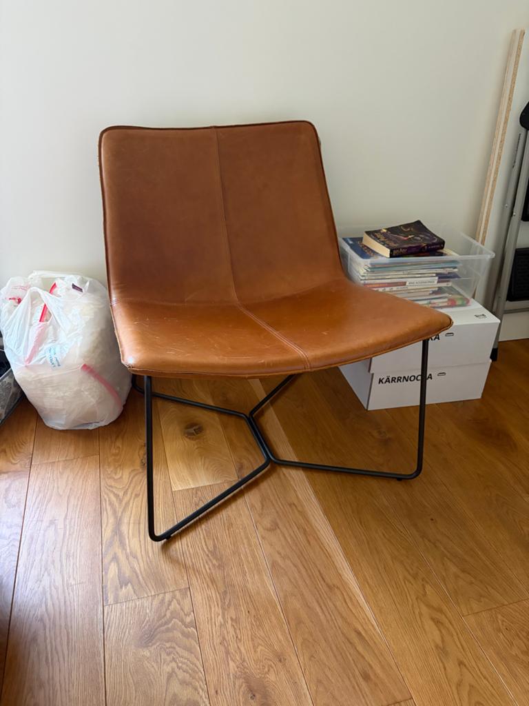 West Elm Slope Leren Fauteuil - Zeer Comfortabel!, Ophalen, Gebruikt, Minder dan 75 cm, Leer