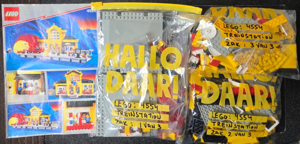 LEGO 4554 Treinstation - Complete set met instructies, Kinderen en Baby's, Speelgoed | Duplo en Lego, Gebruikt, Overige thema's