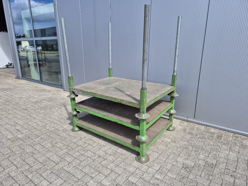 Stapelrack Opslagbok Metalen Bokken gebruikt 3 stuks 100,-, Doe-het-zelf en Verbouw, Steigers, Ophalen, Overige typen, Buitenvaart 2108C, Hoogeveen