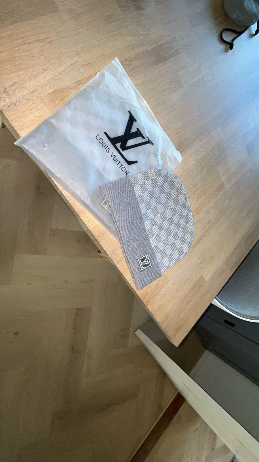 Lv muts, Kleding | Heren, Ophalen of Verzenden, Nieuw, Overige maten, Muts