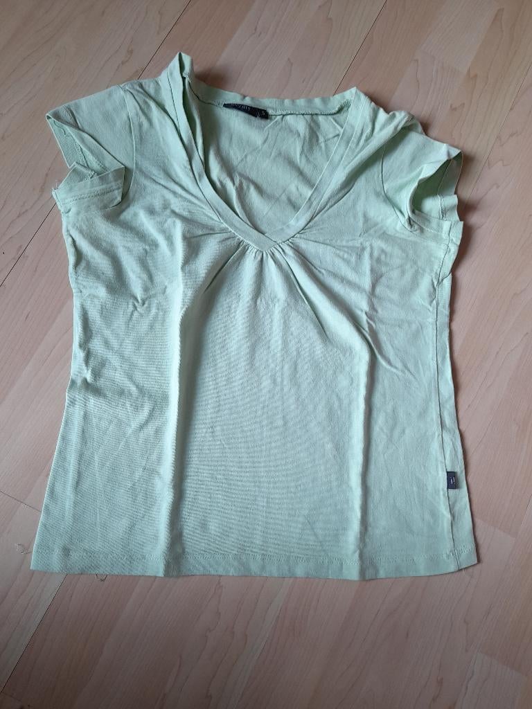 Mintgroene SHIRT / TOP met V-hals en korte mouw maat S, Ophalen of Verzenden, Zo goed als nieuw, Groen, Korte mouw