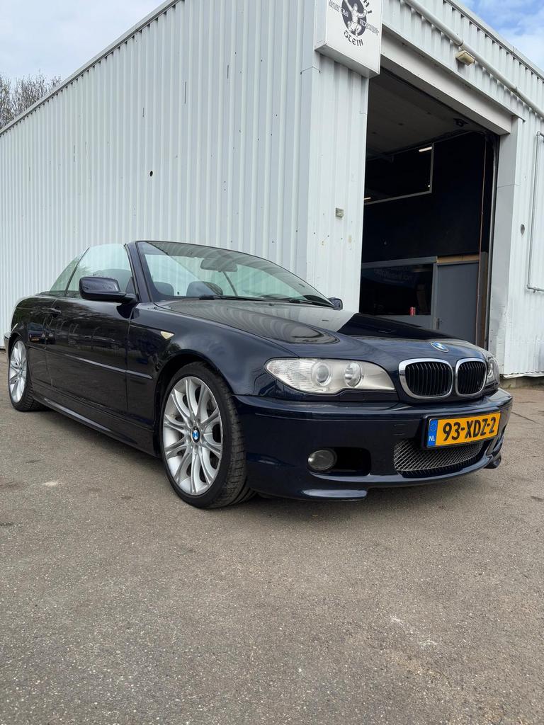 BMW 330 Cabrio Facelift Individual 2005, Auto's, Automaat, Cabriolet, Particulier, 1600 kg