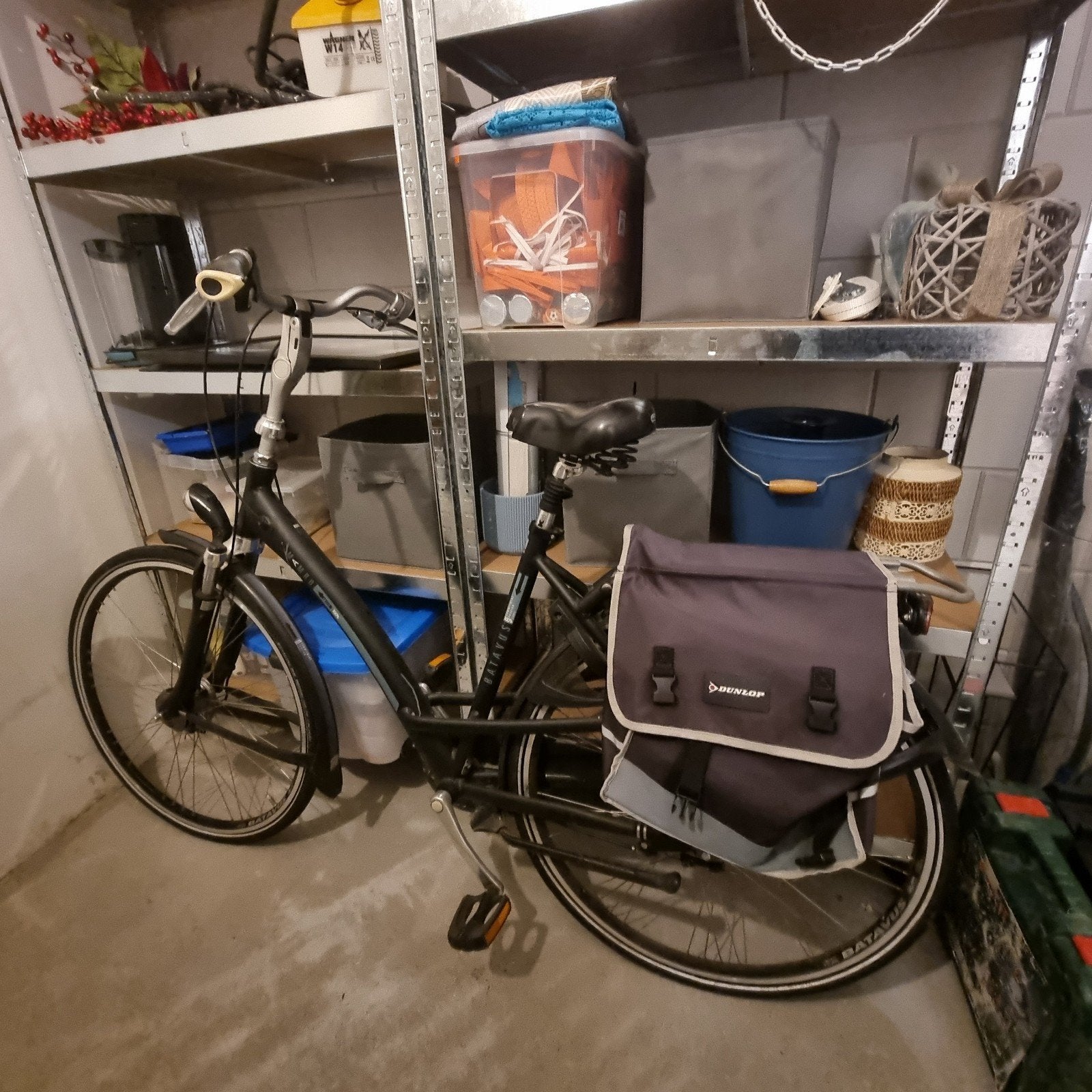Batavus fiets met 7 versnellingen en fietstassen, Fietsen en Brommers, Fietsen | Dames | Damesfietsen, Ophalen, Versnellingen