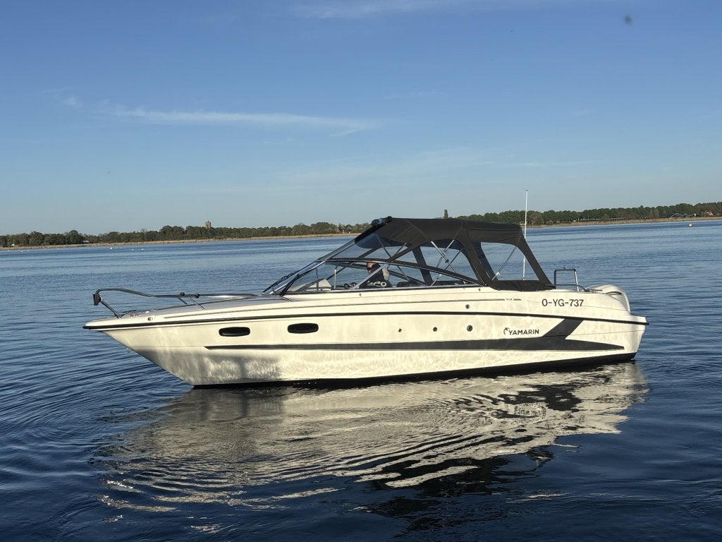 Yamarin 79 DC (2022) Yamaha 300 PK White Edition (2023), Watersport en Boten, Overige merken, Zo goed als nieuw, Motorjacht, Benzine