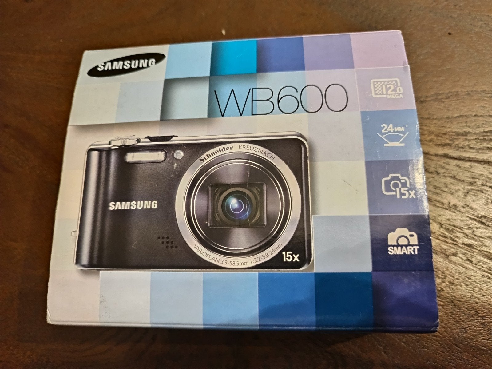 Samsung WB600 compact camera met accessoires en doos, Ophalen of Verzenden