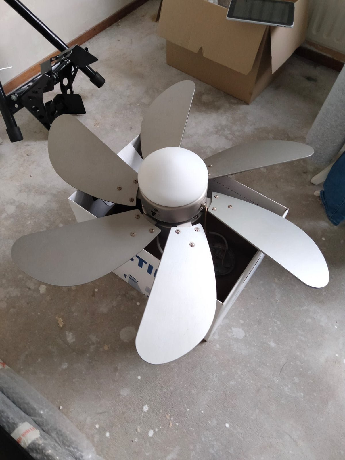 Plafond ventilator met lamp, Ophalen, Zo goed als nieuw, Plafondventilator